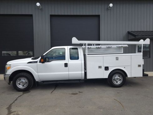 Used 2015 Ford F350 XL RWD image 1