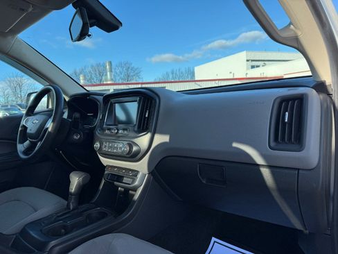 Used 2017 Chevrolet Colorado W/T image 19