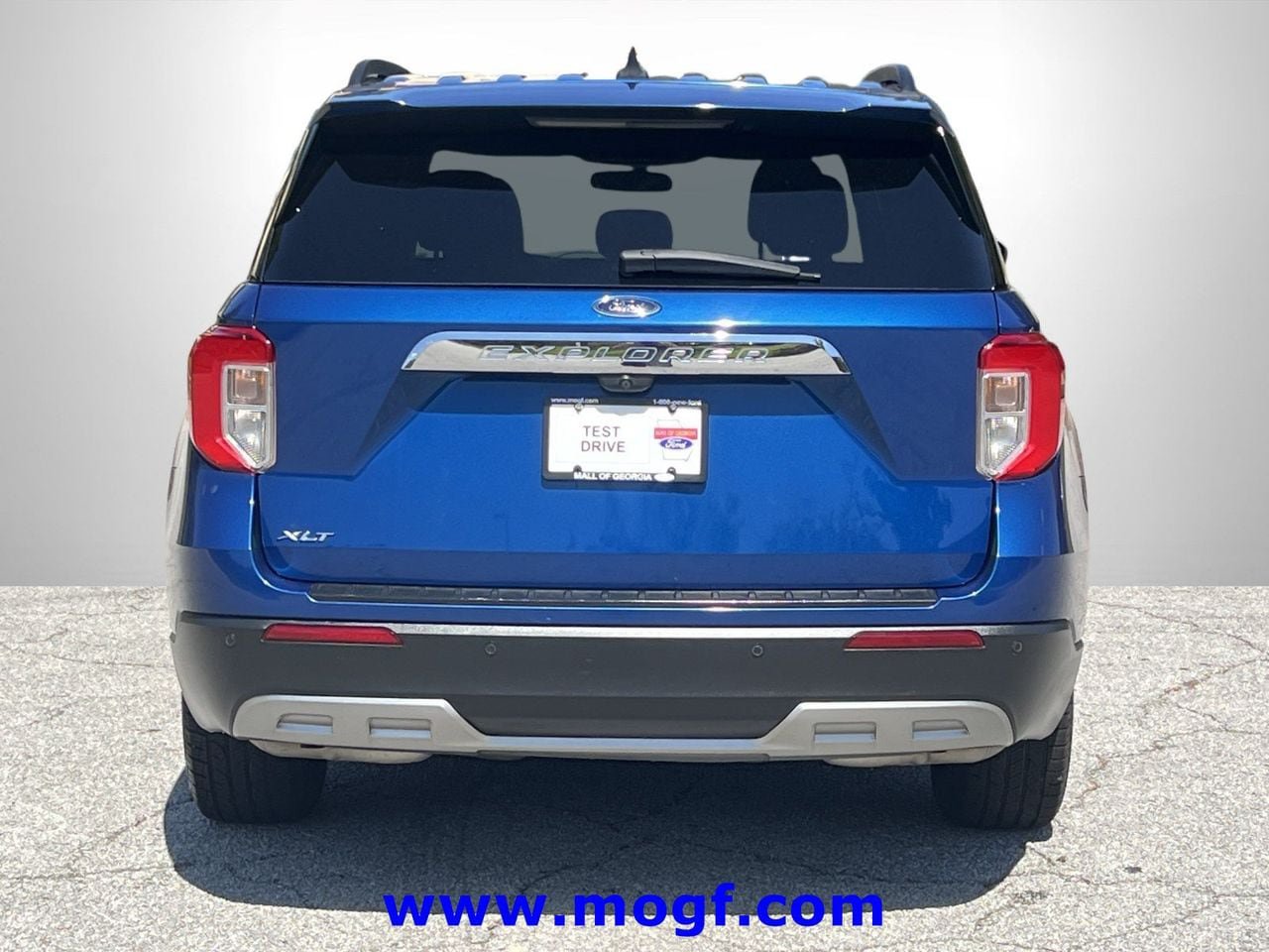 Certified 2023 Ford Explorer XLT w/ Equipment Group 202A RWD image 24