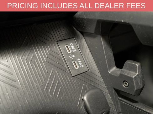 Used 2024 Toyota Tacoma SR5 AWD/4WD image 13