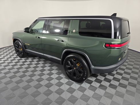 Used 2023 Rivian R1S Adventure image 3