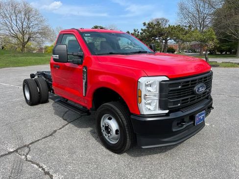 Used 2026 Ford F350 XL w/ Snow Plow Prep Package AWD/4WD image 1