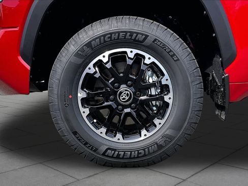 New 2026 Toyota Tundra SR5 AWD/4WD image 11