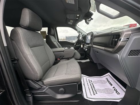 Used 2024 Ford F150 XLT image 23