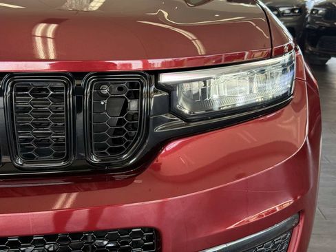 Used 2024 Jeep Grand Cherokee L Limited w/ Luxury Tech Group II AWD/4WD image 21