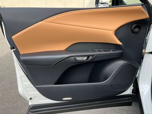 New 2026 Lexus RX 450h AWD w/ Convenience Package image 30