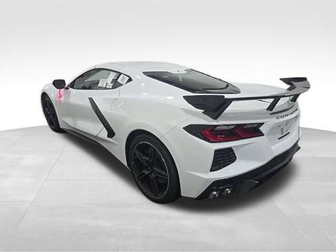 Used 2024 Chevrolet Corvette Stingray Preferred Cpe w/ Z51 Performance Package RWD image 4