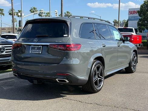 New 2026 Mercedes-Benz GLS 450 4MATIC image 9