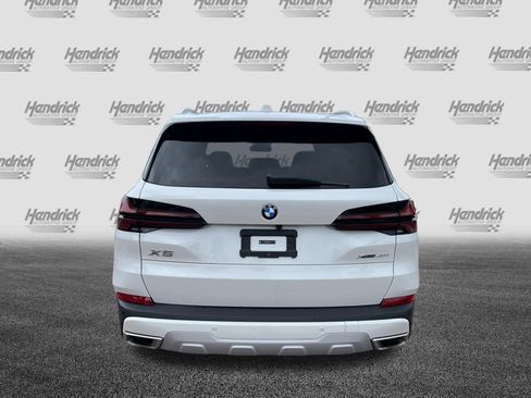 Certified 2024 BMW X5 xDrive40i w/ Premium Package AWD/4WD image 9