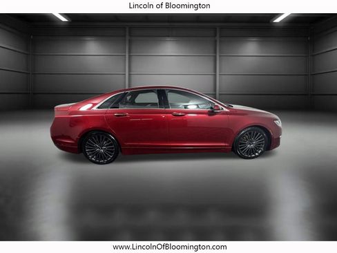 Used 2017 Lincoln MKZ Reserve w/ Technology Package FWD image 7