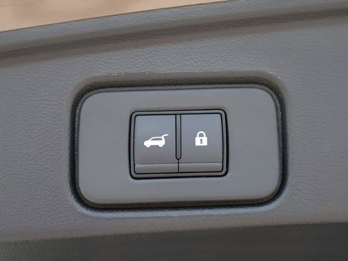 Used 2024 Nissan Pathfinder Platinum w/ Cargo Package AWD/4WD image 42