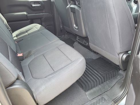 Used 2021 Chevrolet Silverado 1500 Custom image 11