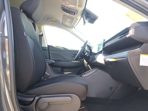 New 2025 Hyundai Kona SEL FWD image 9
