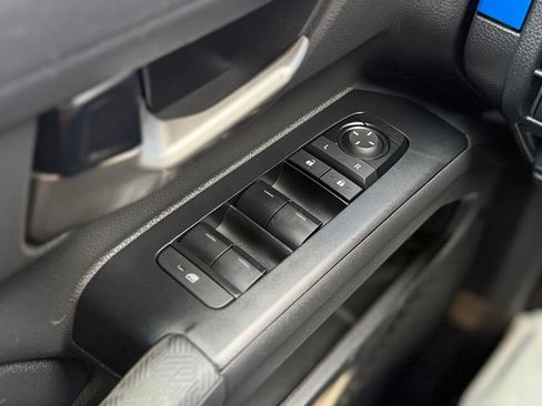 Used 2024 Toyota Tacoma TRD Off-Road image 20