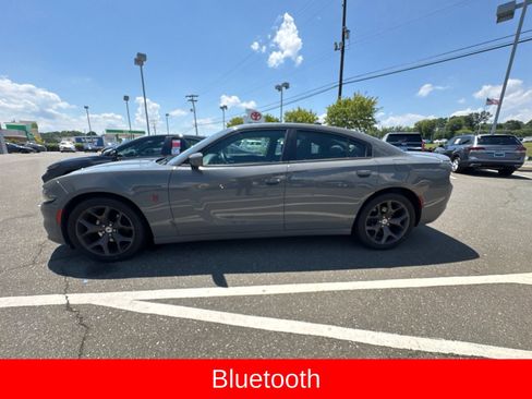 Used 2017 Dodge Charger SXT w/ Rallye Group RWD image 6