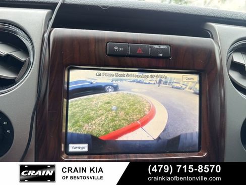 Used 2012 Ford F150 Lariat w/ Lariat Chrome Pkg image 32