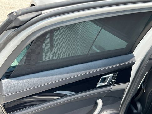 Certified 2023 Porsche Panamera 4S Executive AWD/4WD image 38