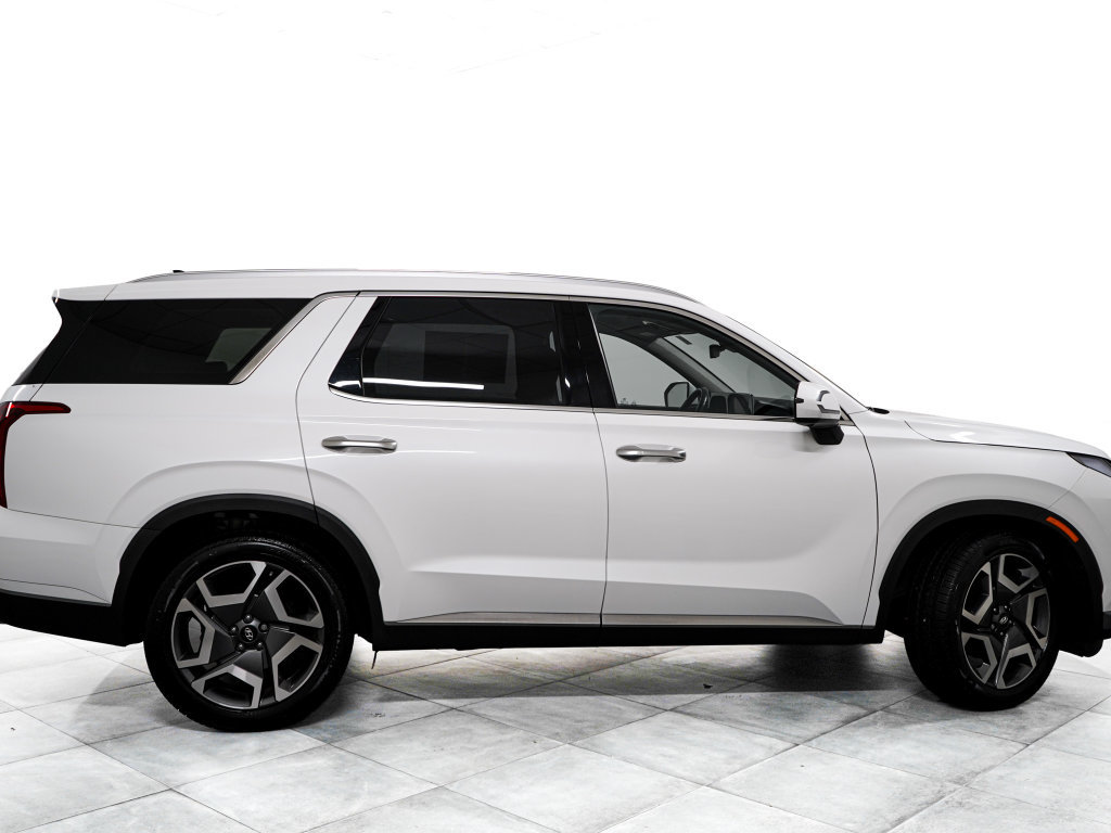 Used 2023 Hyundai Palisade Limited w/ Cargo Package AWD/4WD image 7