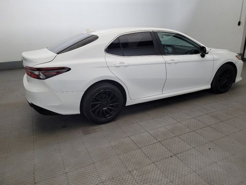 Used 2022 Toyota Camry LE FWD image 10