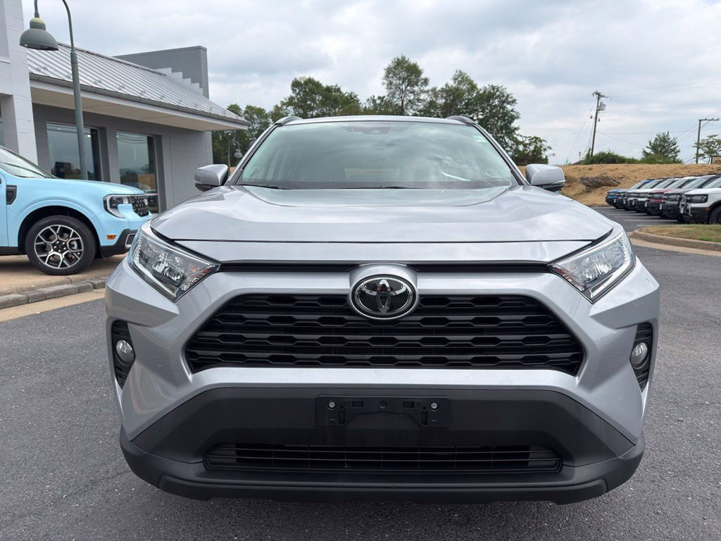 Used 2020 Toyota RAV4 XLE Premium AWD/4WD image 8