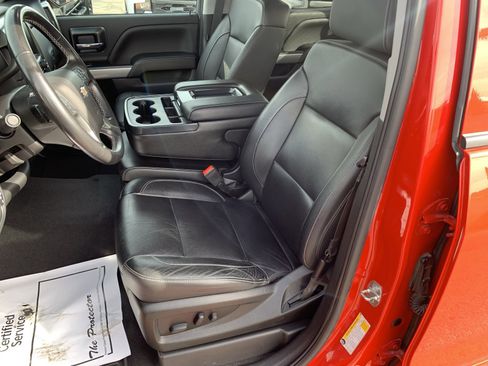 Used 2018 Chevrolet Silverado 1500 LT w/ All Star Edition image 32