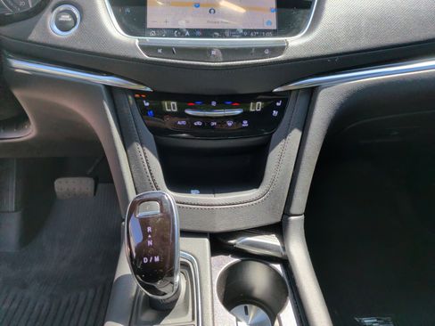 Used 2021 Cadillac XT5 Premium Luxury image 26