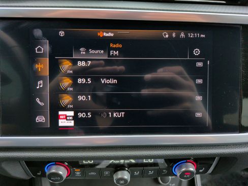 Used 2022 Audi Q3 2.0T Premium Plus image 23