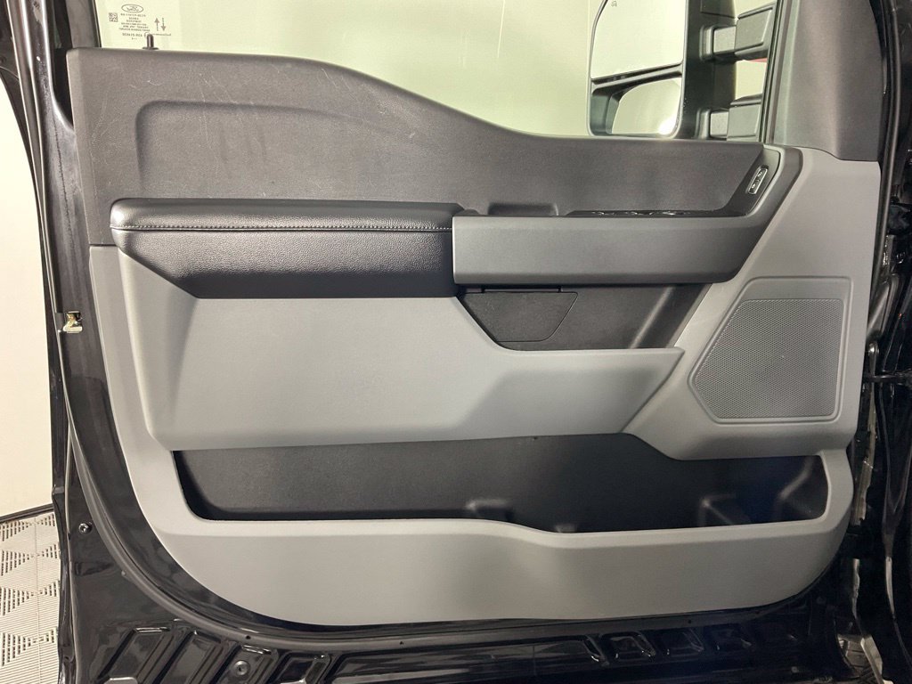 Certified 2025 Ford F350 XLT AWD/4WD image 12