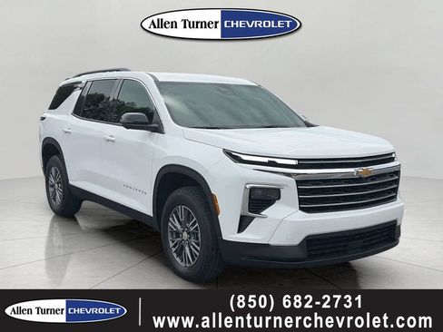 Used 2026 Chevrolet Traverse LT w/ Driver Confidence Package FWD image 1