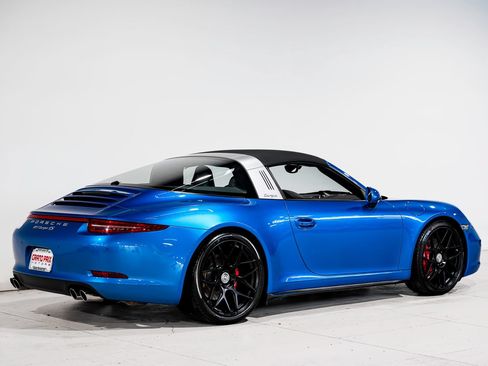 Used 2016 Porsche 911 Targa 4S AWD/4WD image 3