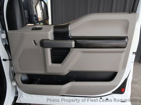Used 2018 Ford F150 XLT w/ Equipment Group 301A Mid AWD/4WD image 25