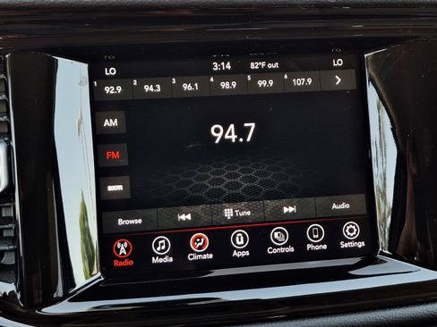 Used 2022 Dodge Durango SXT AWD/4WD image 15