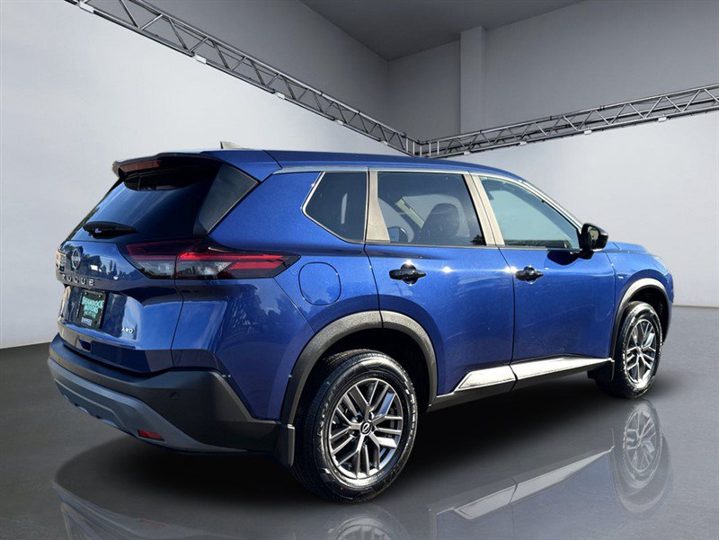 Used 2023 Nissan Rogue S AWD/4WD image 7