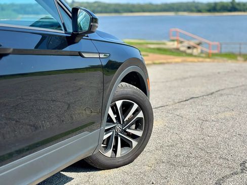 Used 2022 Volkswagen Tiguan S AWD/4WD image 5