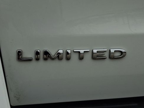Used 2024 Ford Expedition Max Limited AWD/4WD image 34