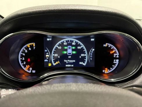 Used 2015 Jeep Grand Cherokee High Altitude image 18