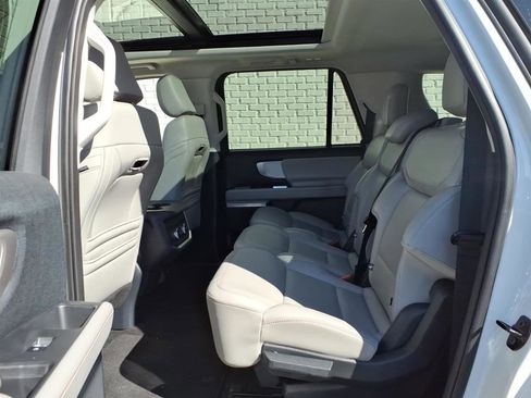 Used 2025 Ford Expedition Max Active image 13