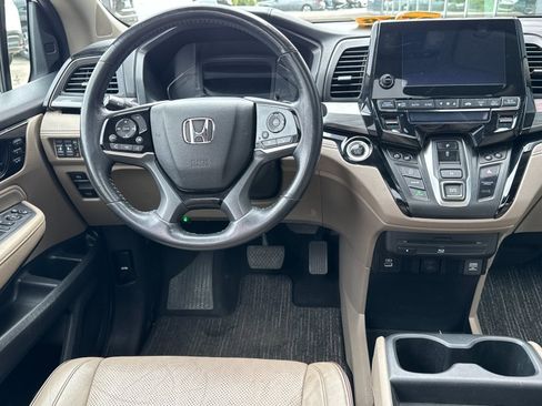 Used 2022 Honda Odyssey Elite image 13