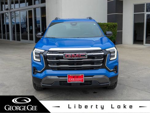 New 2026 GMC Terrain Elevation w/ Elevation Premium Package image 2