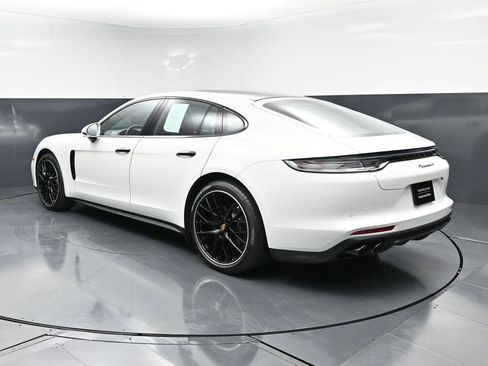 Certified 2023 Porsche Panamera 4 Platinum Edition AWD/4WD image 3