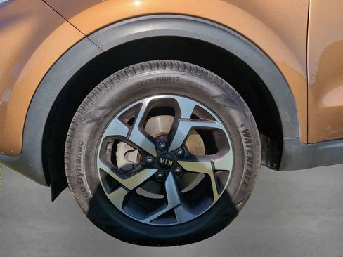 Certified 2020 Kia Sportage LX image 12