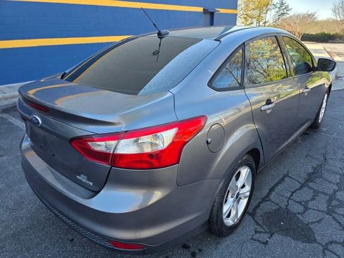 Used 2014 Ford Focus SE image 5