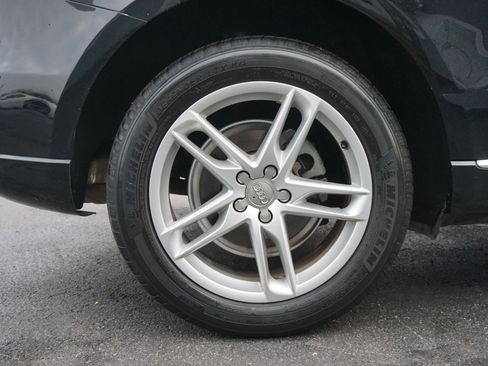 Used 2017 Audi Q5 2.0T Premium image 40