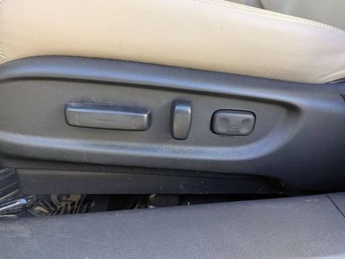Used 2017 Honda Accord Touring image 16