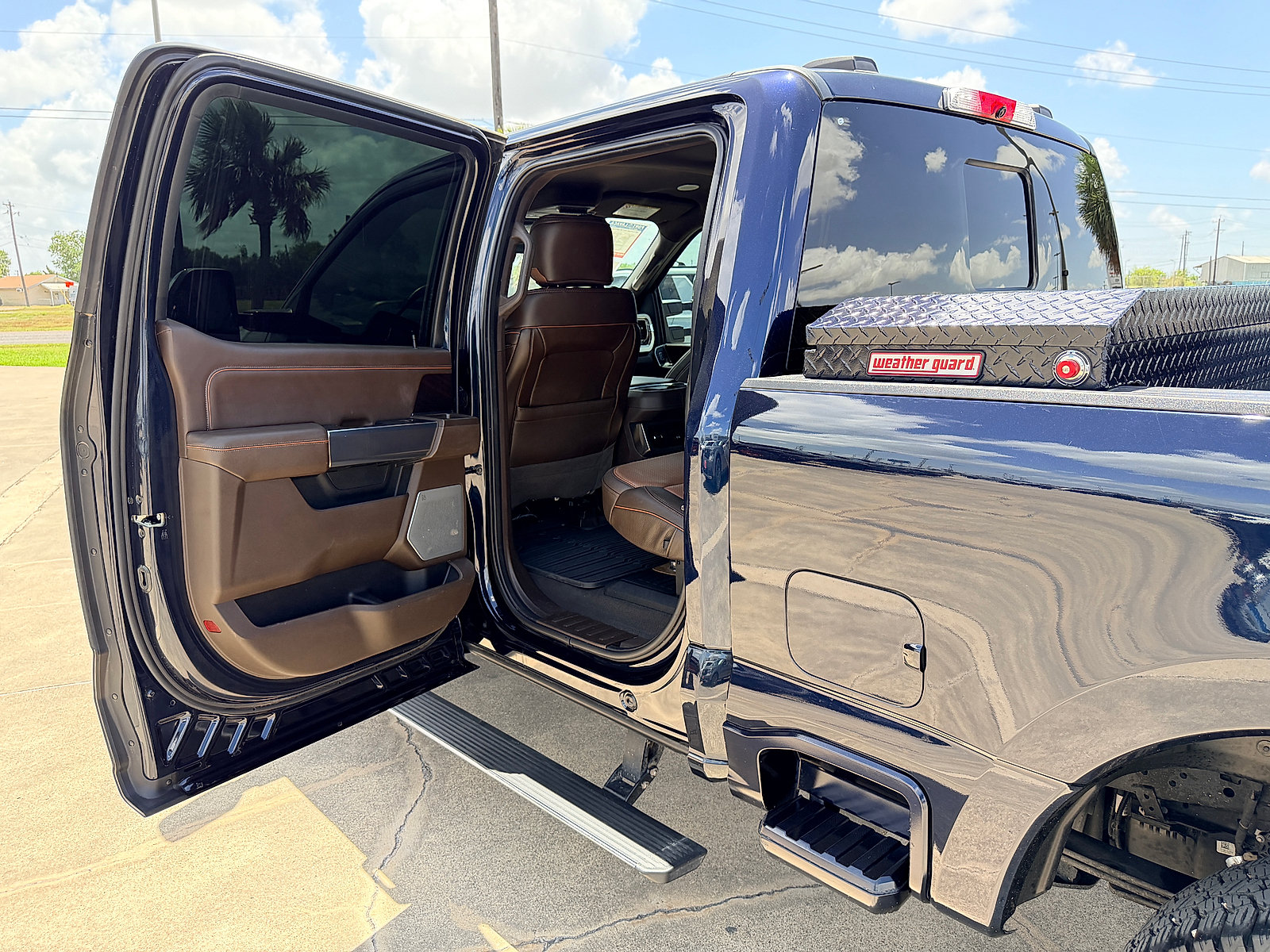 Used 2023 Ford F250 King Ranch w/ Chrome Package AWD/4WD image 21