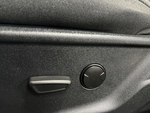 Used 2024 Ford F150 XLT image 23