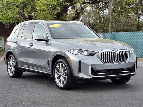 Used 2025 BMW X5 sDrive40i w/ Climate Comfort Package image 31