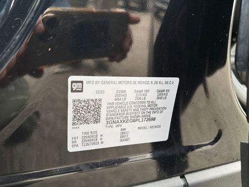 Used 2023 Chevrolet Equinox LT image 20