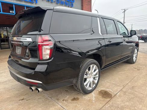 Used 2021 Chevrolet Suburban High Country image 10