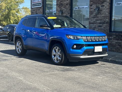 Used 2022 Jeep Compass Limited image 7